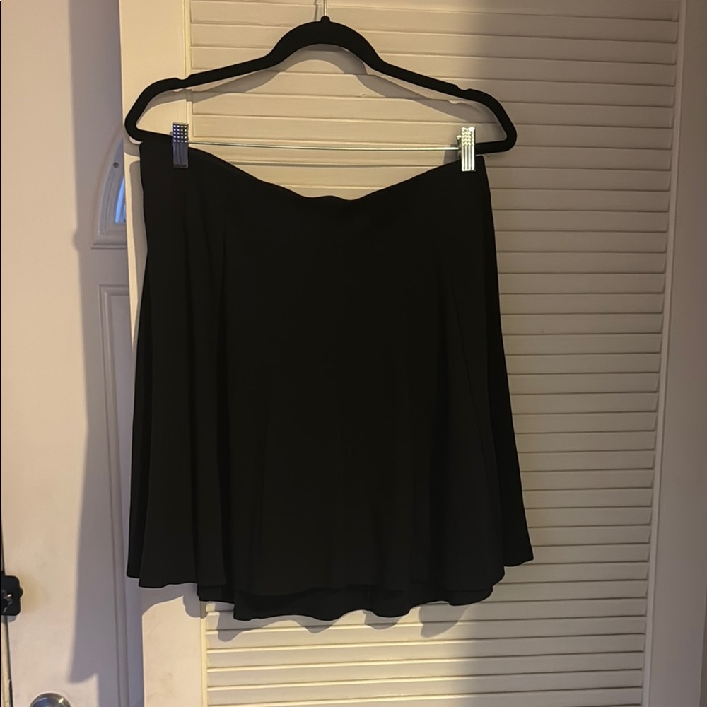 Elegant Black Women's Skirt